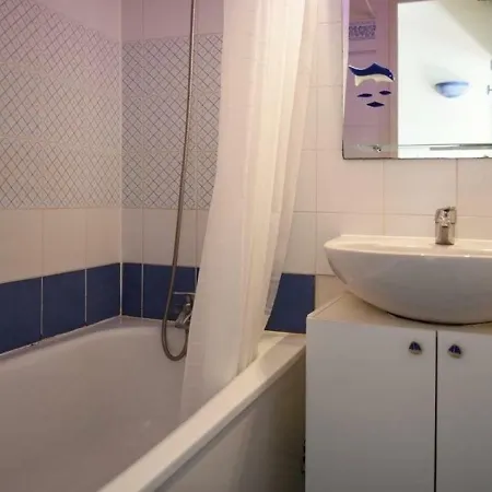 Nyaraló Maison A Avec Jardin, Piscine Et Forfait Menage Inclus - Fr-1-434-5 Ars-en-Ré